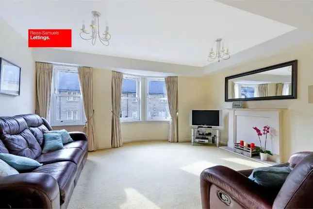 Terraced house to rent in Ferry Street, London E14