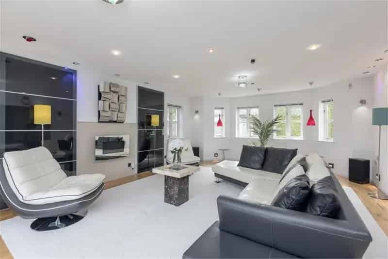 5 Bed Semi-Detached Bungalow Edinburgh Trinity 2 Reception Rooms