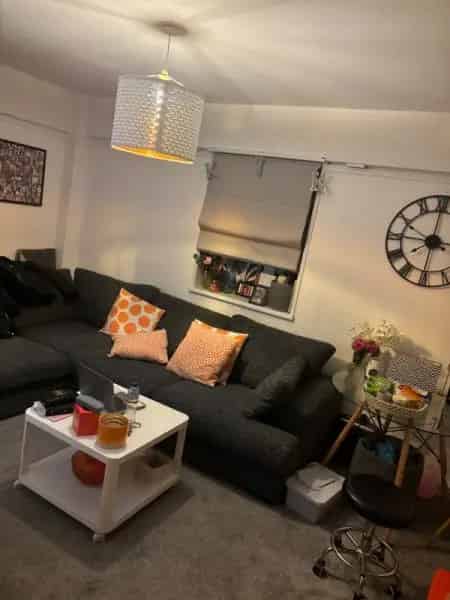 2-Bed Flat Near Denmark Hill Station Newly Refurbished