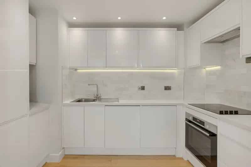 Two-Bedroom Apartment in Park Street London