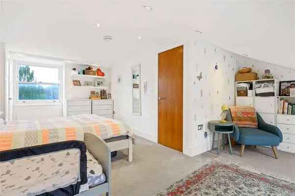 Balfour Road, Highbury, London, N5 2HB | Property for sale | Savills