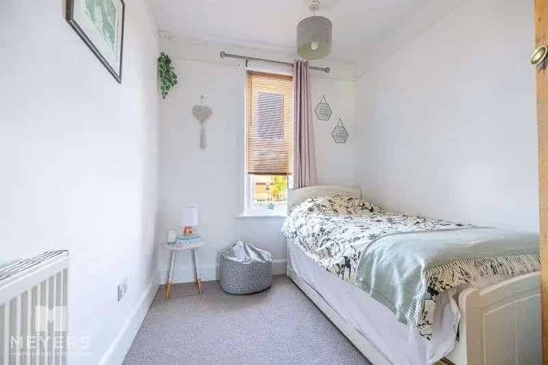 3 Bed Detached House For Sale