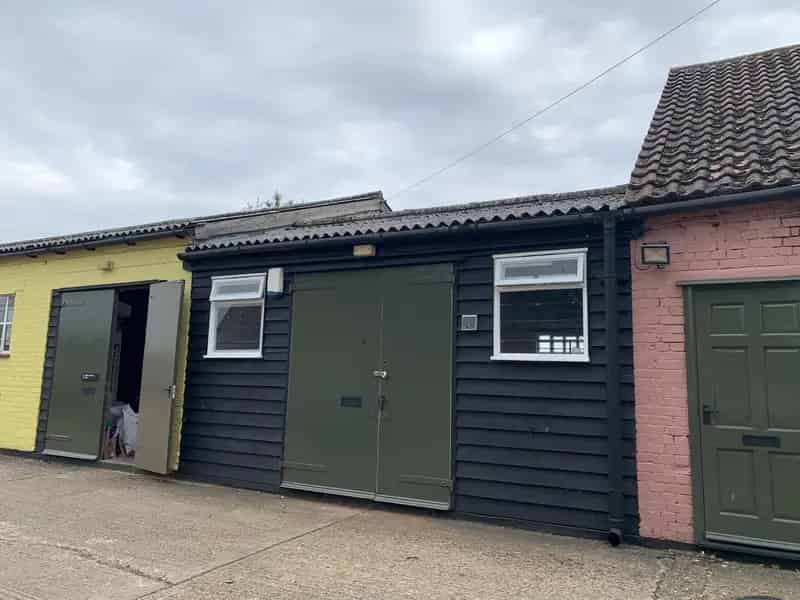 Industrial Unit Near M11 J7