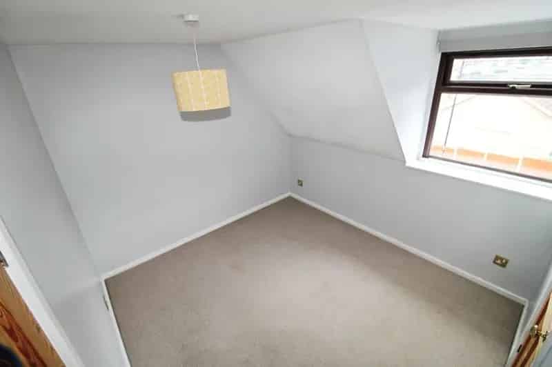 2 Bedroom Mid Terrace House to Rent Sheffield S6