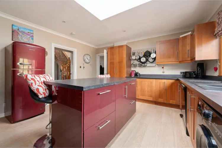 4 Bed Maisonette with 3 Reception Rooms Inverkeithing