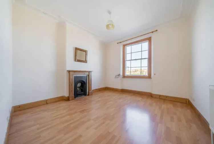 2 Bedroom Flat for Sale Sydenham Road BS6 Chain Free
