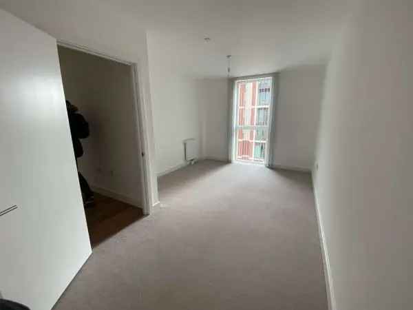 Flat For Rent in London, England