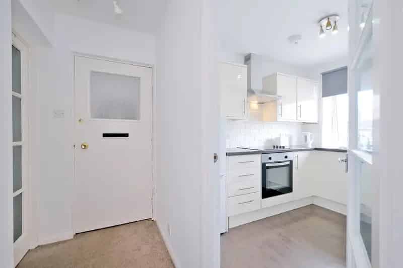 Spacious 2-Bedroom West End Apartment with Parking