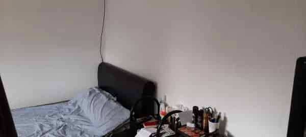 2 Bedroom House Near Reading University