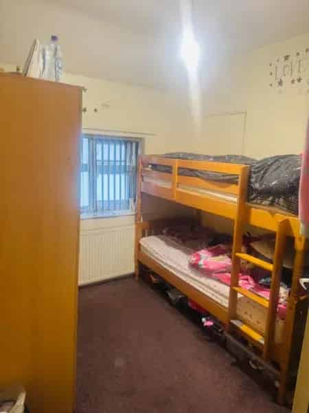 3-4 Bedroom Semi Detached House Near Heartlands Hospital