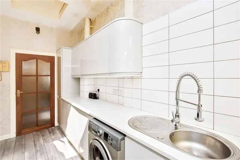 3 Bed Detached Bungalow Craigentinny Edinburgh