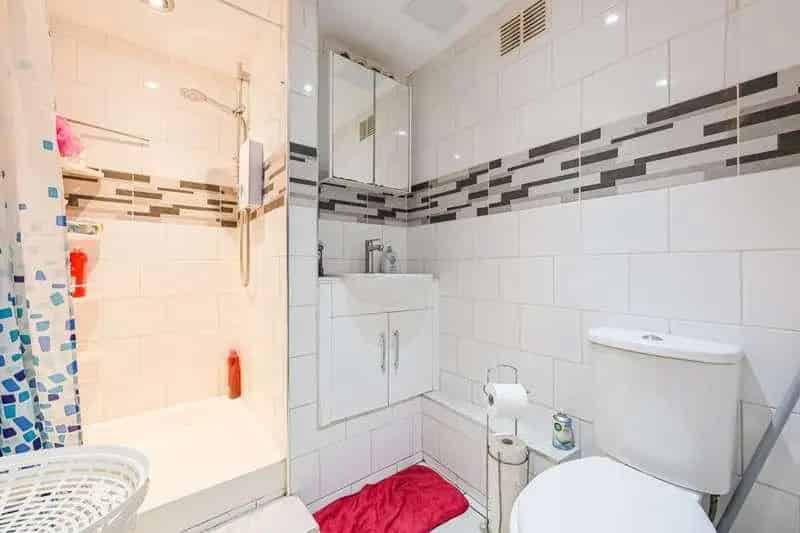 3 Bed Flat for Sale near Victoria Park