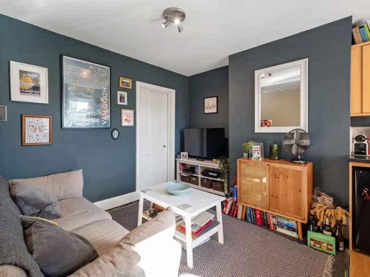 Terraced House for sale with 2 bedrooms, Heathcote Road, Whitnash