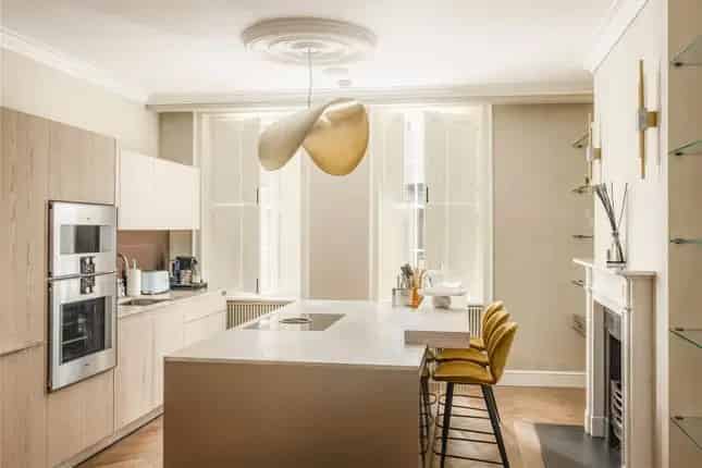 Grade II Listed House for Sale in St James's London