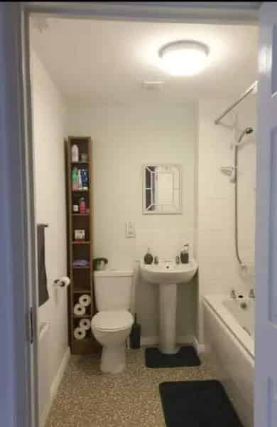 2 Bedroom End Terrace House Near Amenities