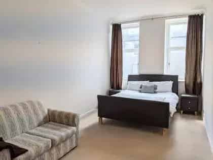 2 Bedroom 76m2 Furnished Flat Aberdeen