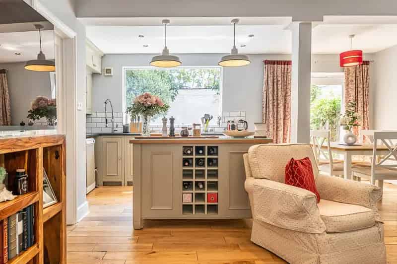 2 Bedroom House for Sale in Barnsbury Conservation Area