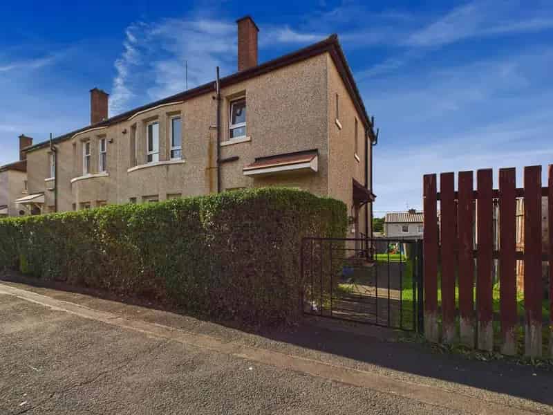 2 Bedroom Flat for Sale in Scotland