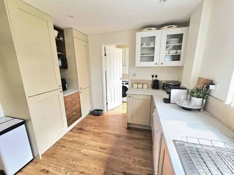 4 Bedroom Detached House to Rent