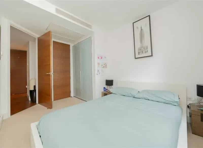 Flat For Sale , Praed Street, London, England
