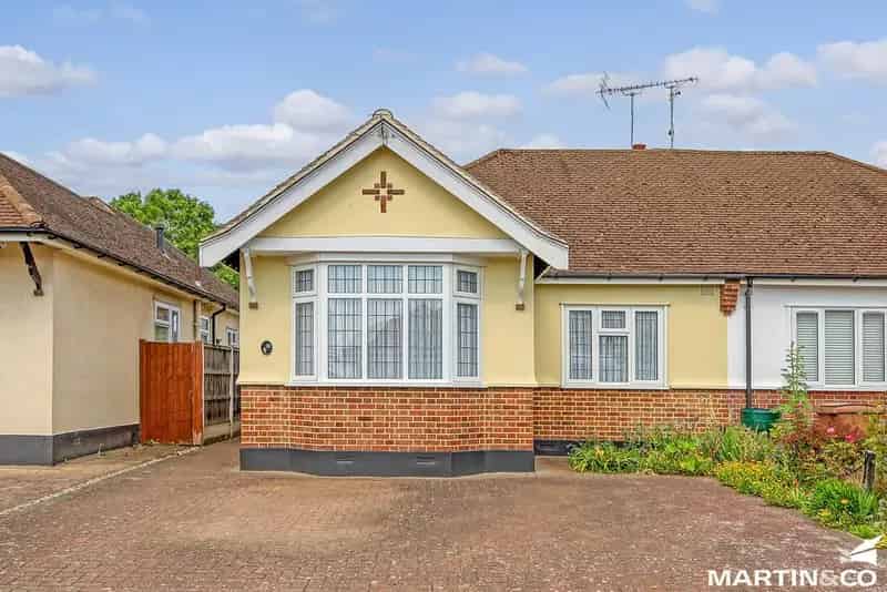 2 Bedroom Semi Detached Bungalow For Sale