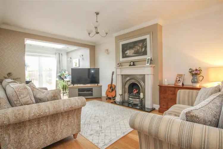2 Bedroom Semi-Detached Bungalow Hutton Brentwood