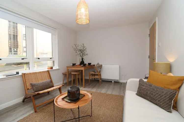 2 Bedroom Flat to Rent in St Georges Cross Glasgow