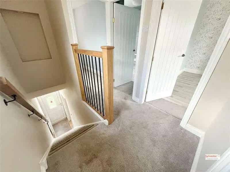 3 Bed House for Sale Near Schools and Transport