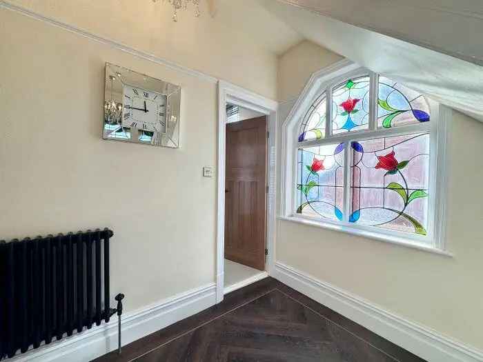 3 Bedroom Semi-Detached House for Sale in Bolton