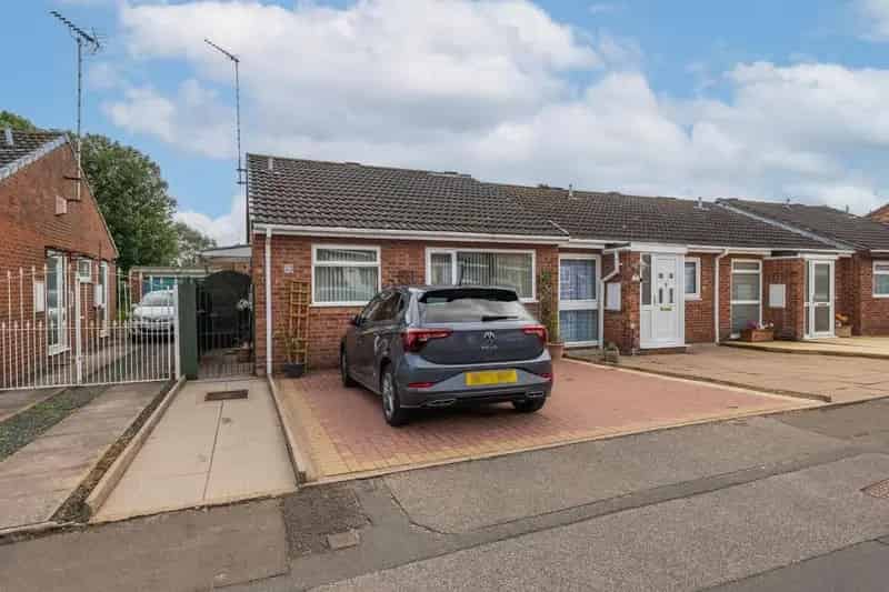 2 Bedroom Semi-Detached Bungalow for Sale