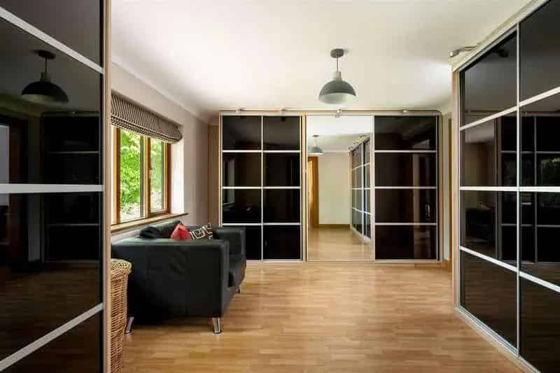 5 bed house for sale