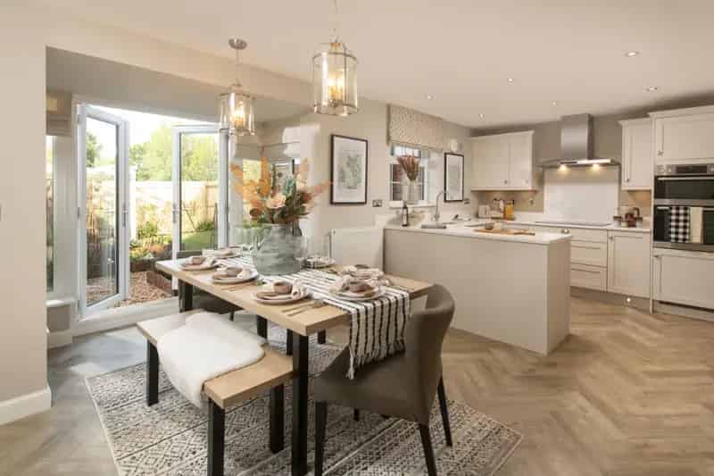 3 Bed Detached House for Sale - Home Office & West Facing Garden