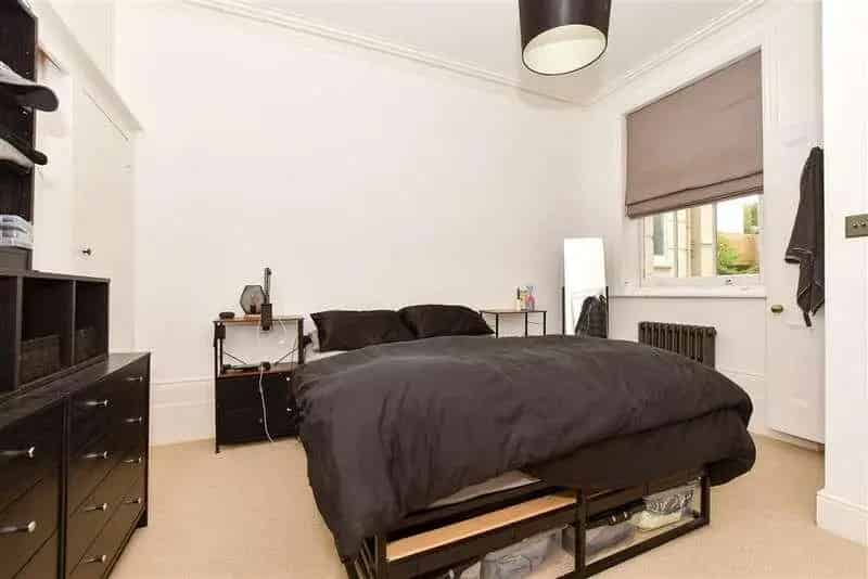 1 Bed Flat for Sale in Hythe Town Centre