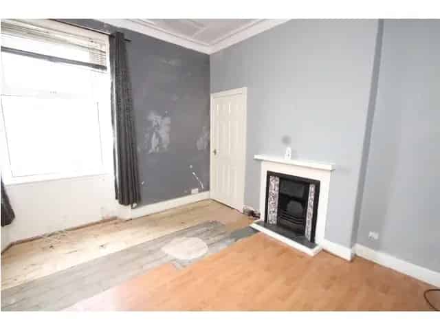 1 Bedroom Flat for Sale in Kirkcaldy