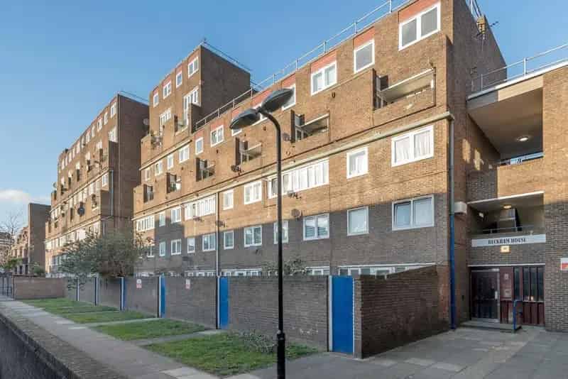 Flat For Sale , London, England