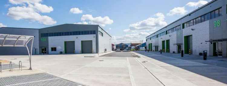 Industrial Unit to Let Enfield North London