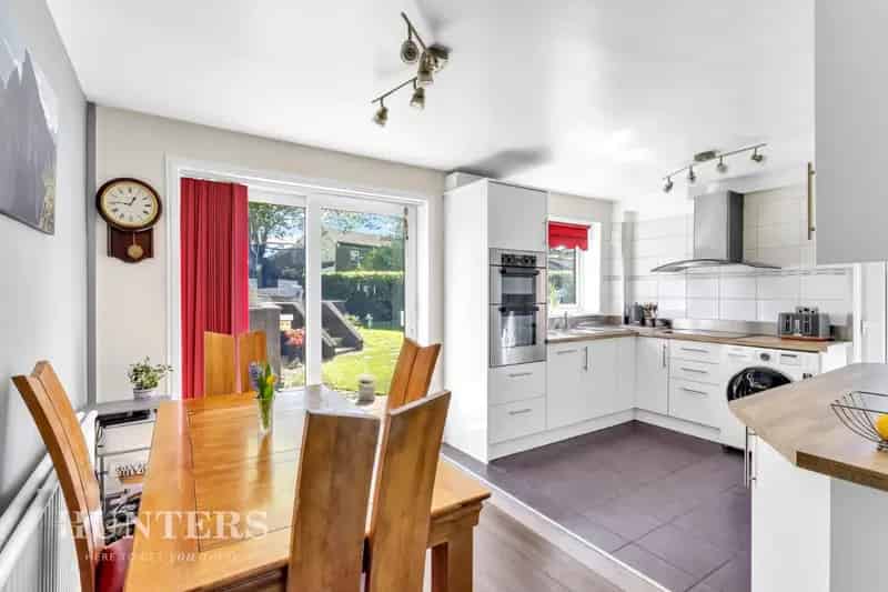 3 Bedroom Detached House For Sale in Milnrow