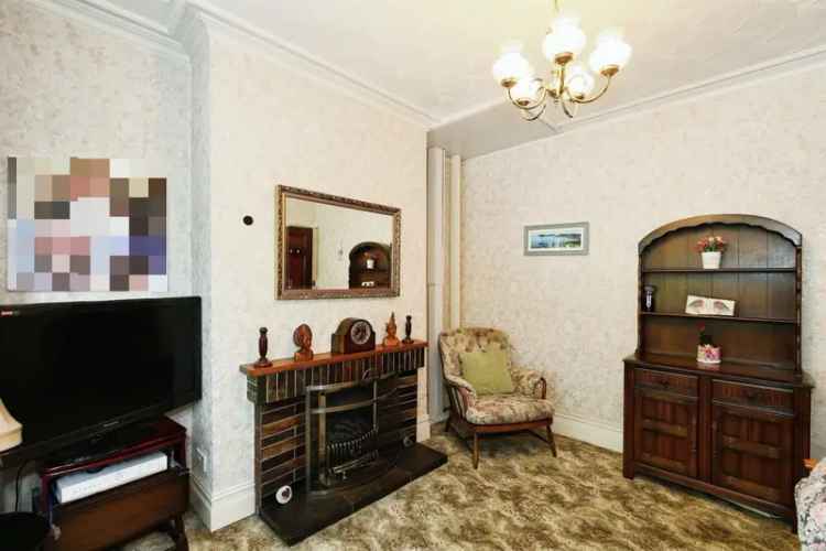 3 Bed Detached House Large Plot Sought After Location Garage Garden