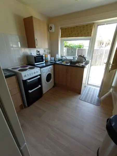 Bungalow For Rent in Chelmsford, England