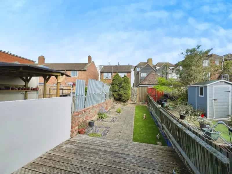 2 Bed House for Sale Folkestone