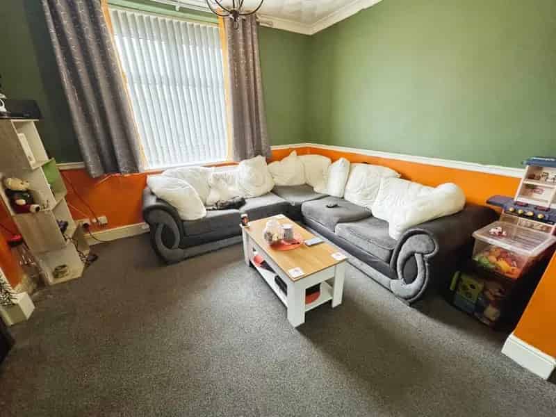 3 Bedroom Semi-Detached House Machen