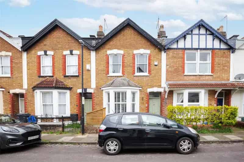 3 Bedroom Victorian Terrace House for Sale Near Henleaze High Street