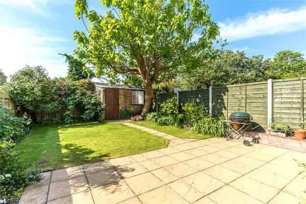 3-Bedroom House with Garden in London
