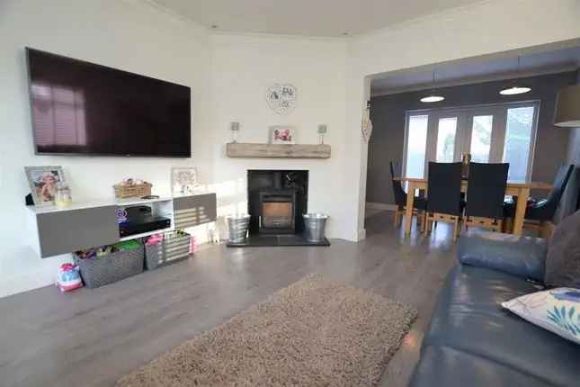 Four Bedroom Detached House Headley Park Bristol