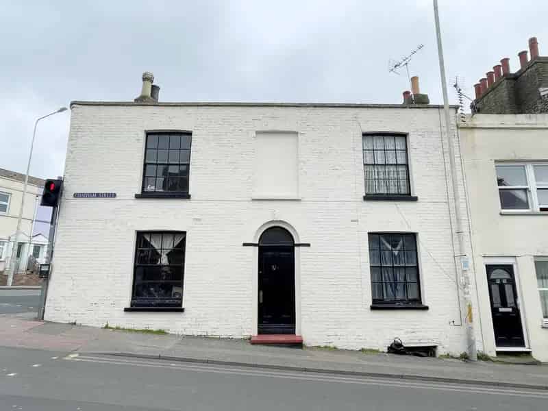 Ramsgate End-Terrace Building with Planning Permission