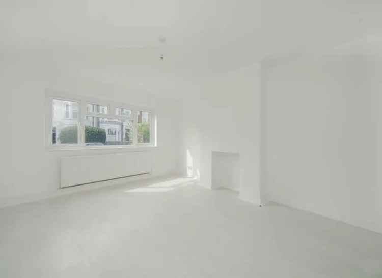 Three Bedroom Freehold House For Sale Chain Free