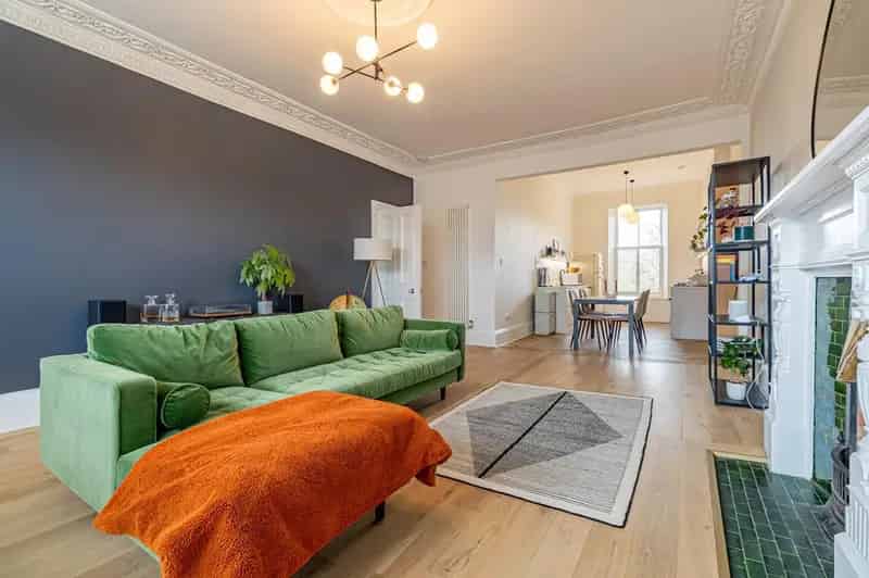 3 Bedroom Apartment for Sale in Partickhill