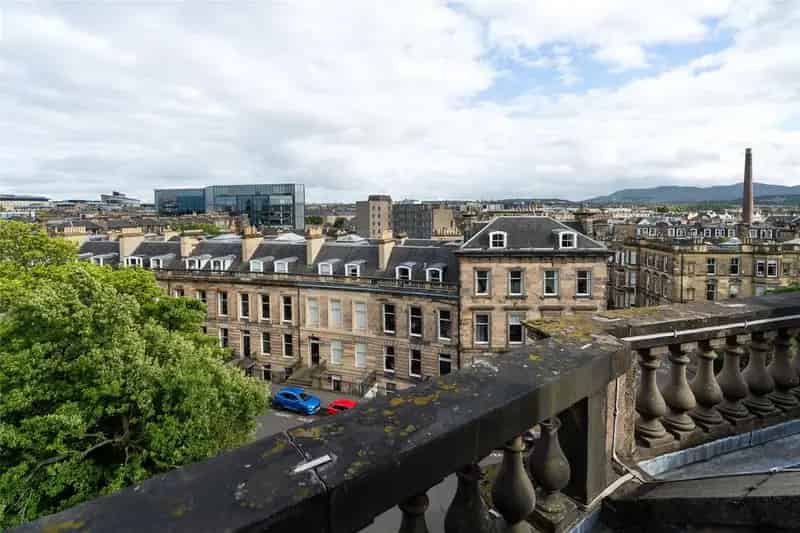 2 Bedroom Apartment for Rent in Edinburgh's Georgian New Town