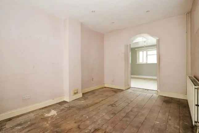 Terraced House for Sale in Bristol BS5 - No Onward Chain