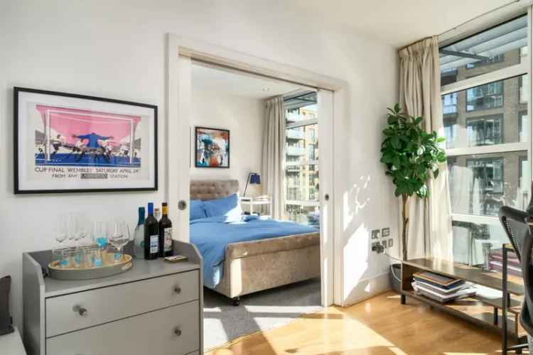 1 Bedroom Flat for Sale in Battersea Reach